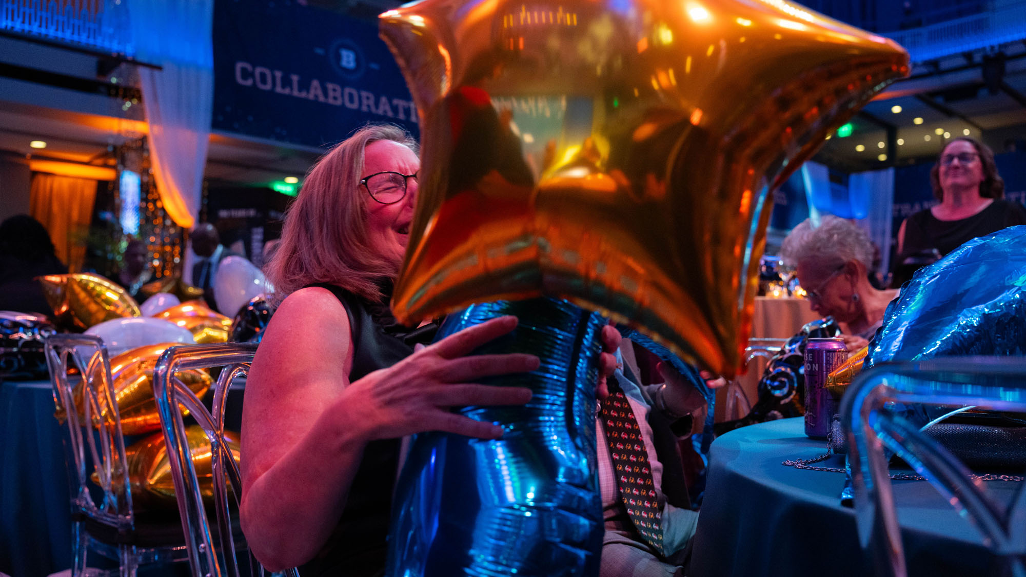 A balloon drop concludes the grand party, taking guests by surprise with the fun, impromptu moment.&nbsp;